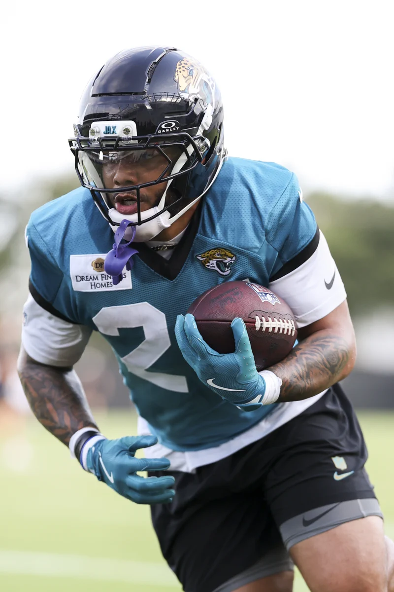 CHRIS RODRIGUEZ